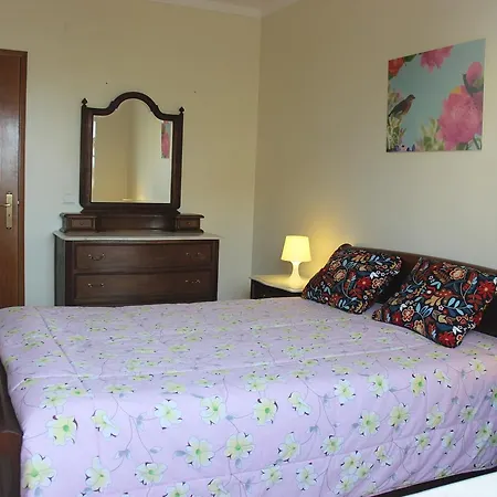 Hébergement de vacances Holiday Rua Das Berlangas *